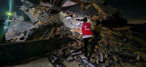 懸命な捜索活動が続いています