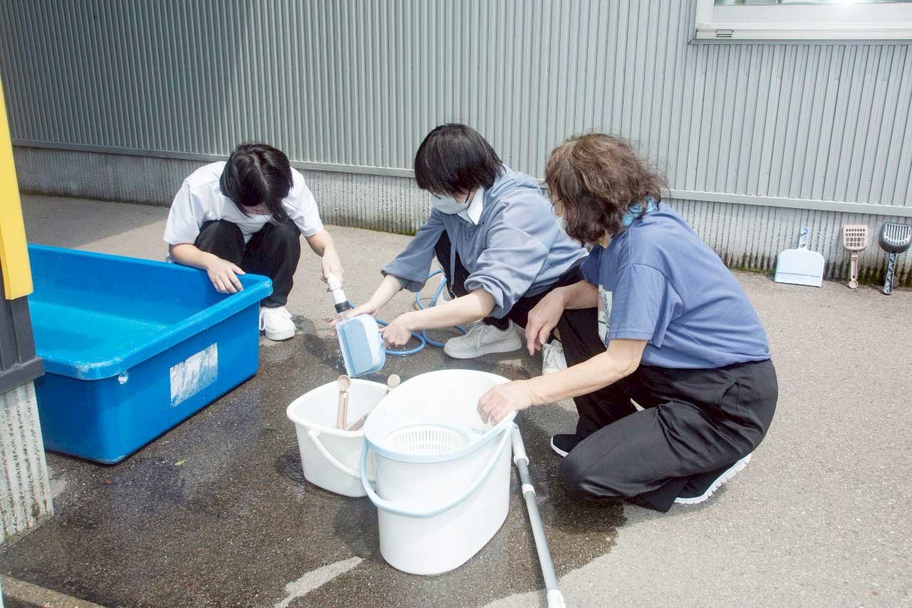 用具も念入りに洗います.jpg